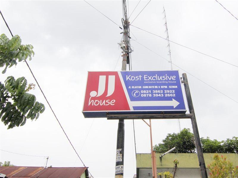 Hotel Jj House Gejayan à Kejayan Extérieur photo