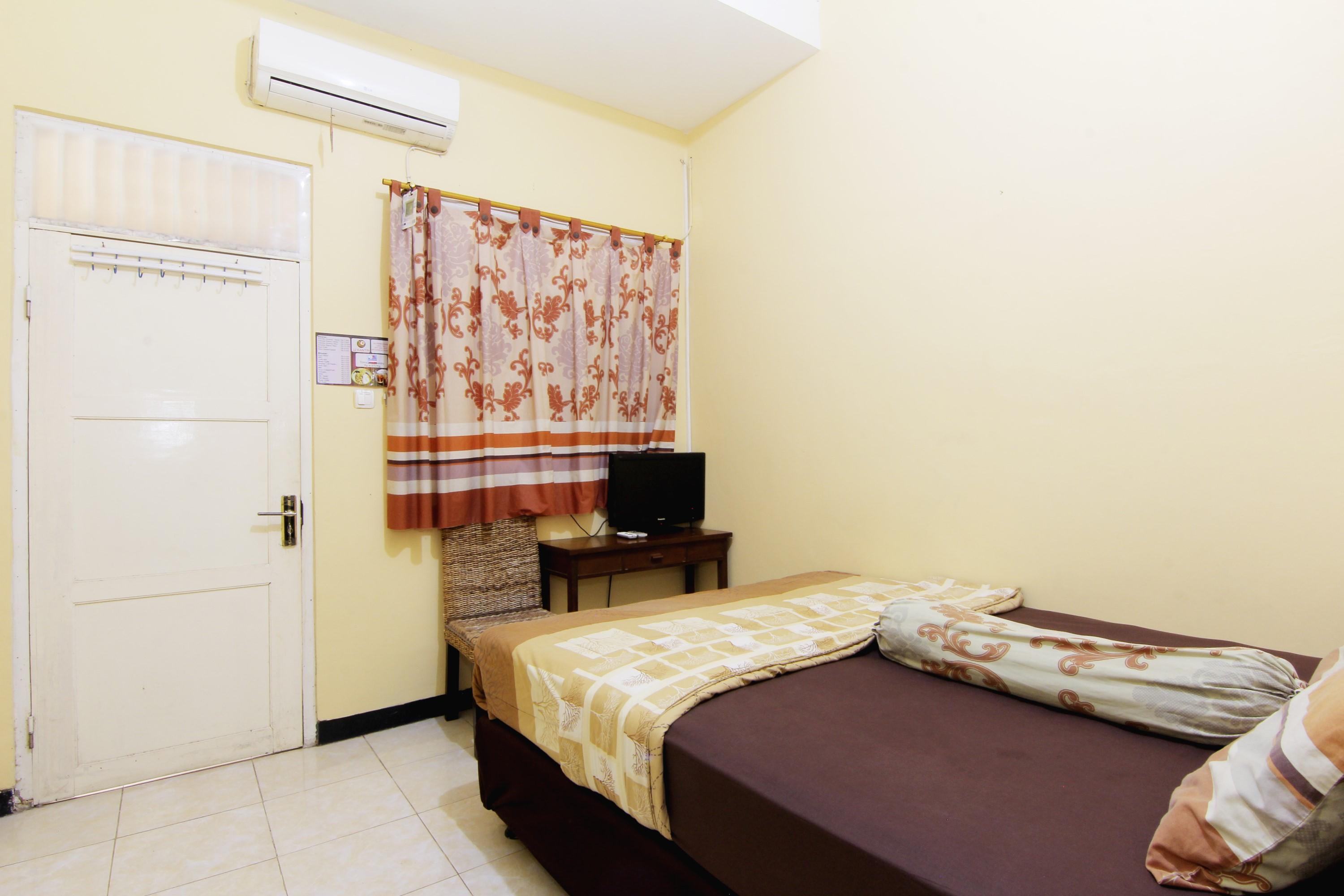 Hotel Jj House Gejayan à Kejayan Extérieur photo