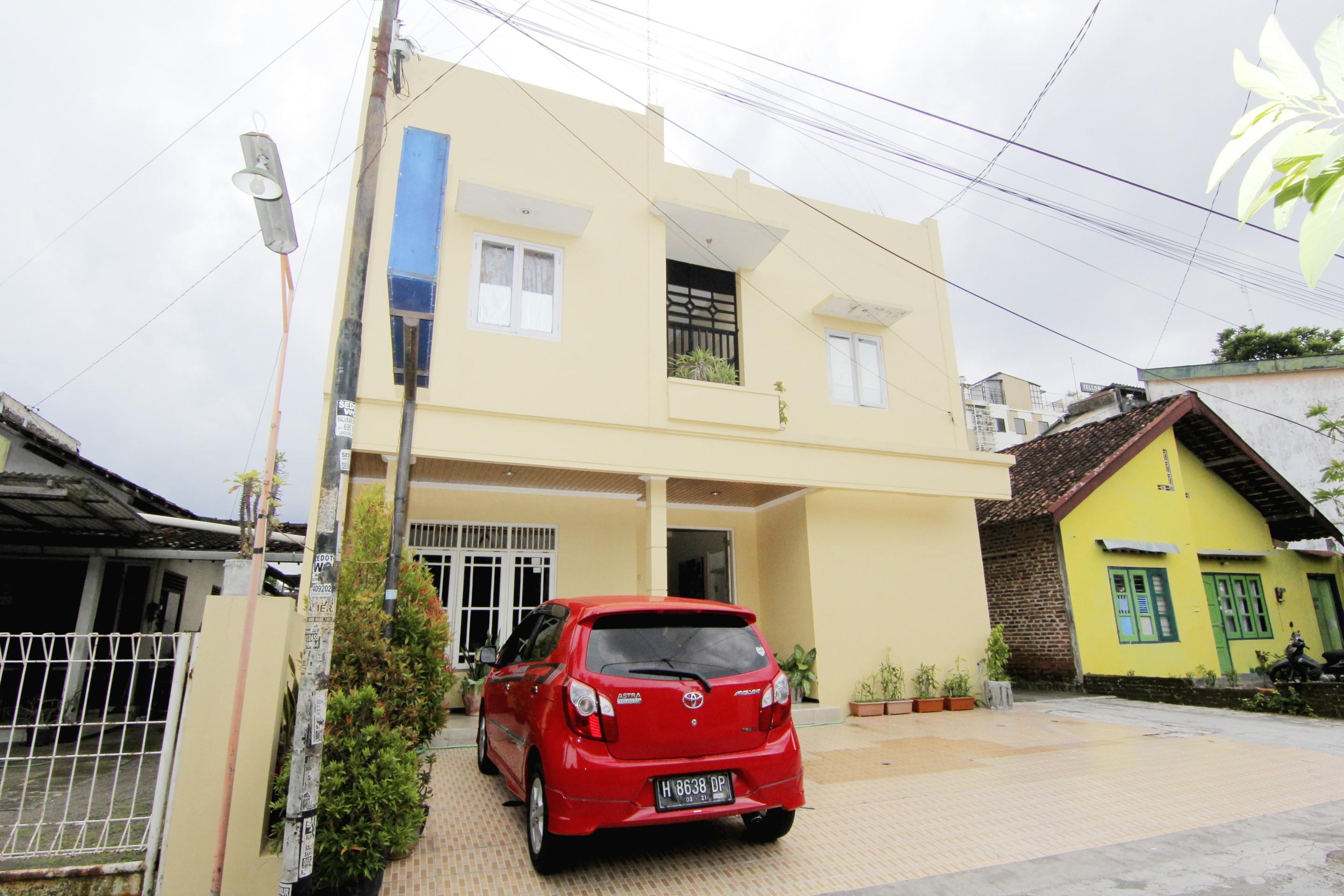 Hotel Jj House Gejayan à Kejayan Extérieur photo