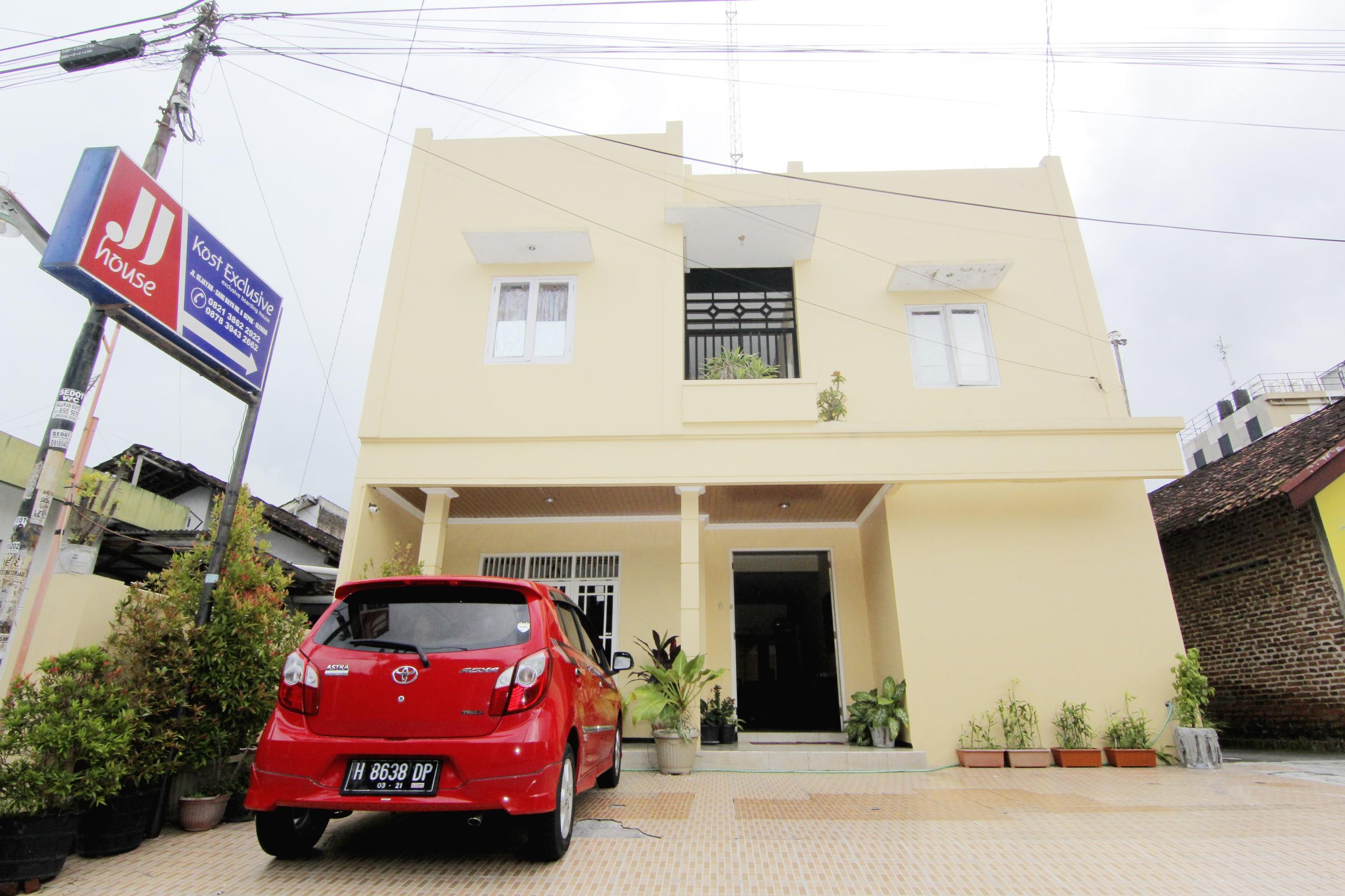 Hotel Jj House Gejayan à Kejayan Extérieur photo