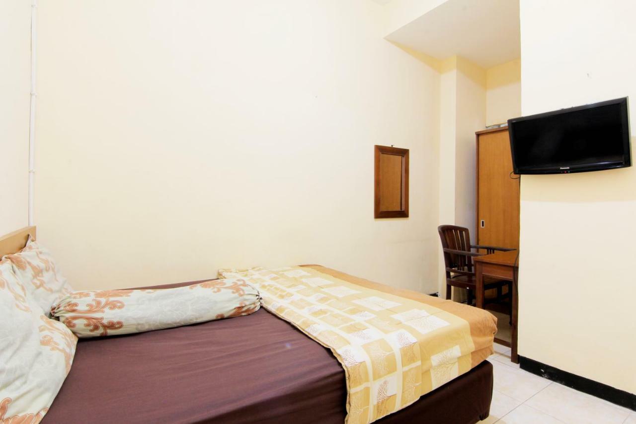 Hotel Jj House Gejayan à Kejayan Extérieur photo